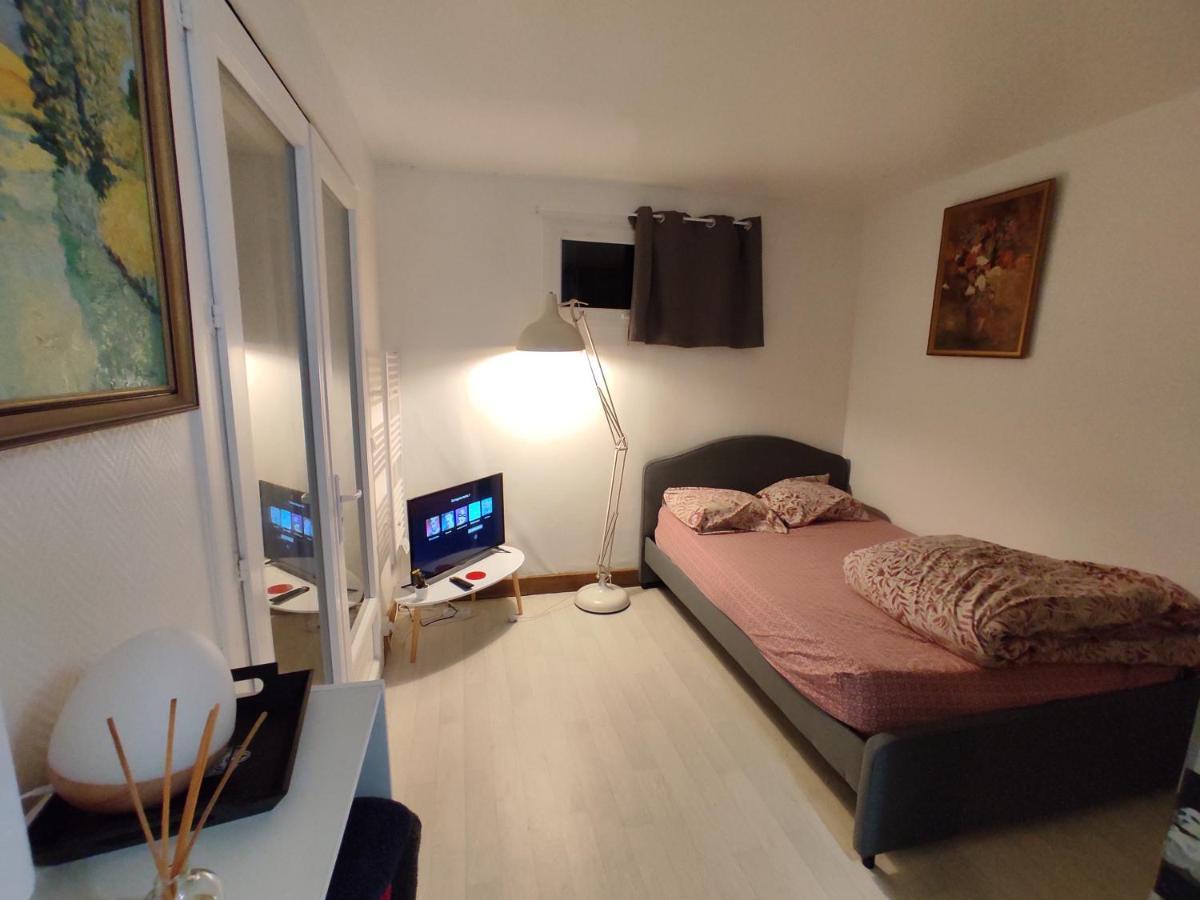 Studio Marjorie Indep. Dans Maison Particuliere Mérignac エクステリア 写真
